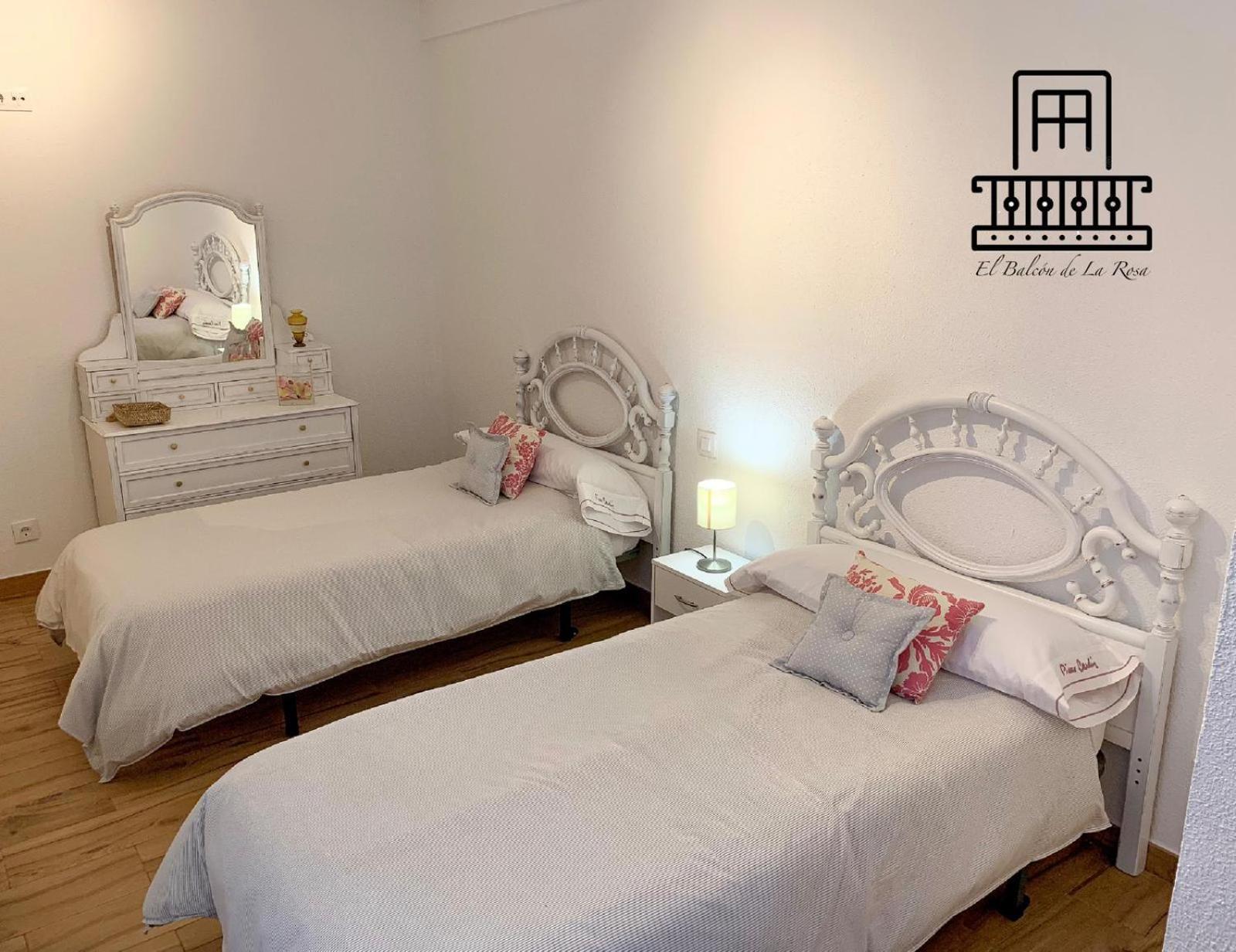 El Balcon De La Rosa Apartment La Puebla de Montalban ภายนอก รูปภาพ